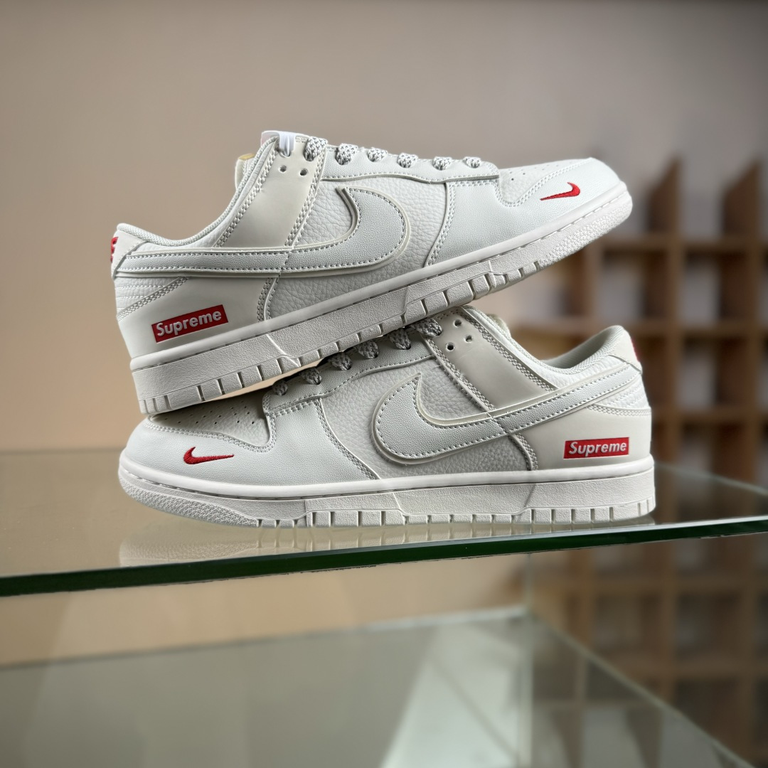Nike SB Dunk Low Supreme联名 米白小红勾 周年高端定制 低帮休闲板鞋 CS1688-109