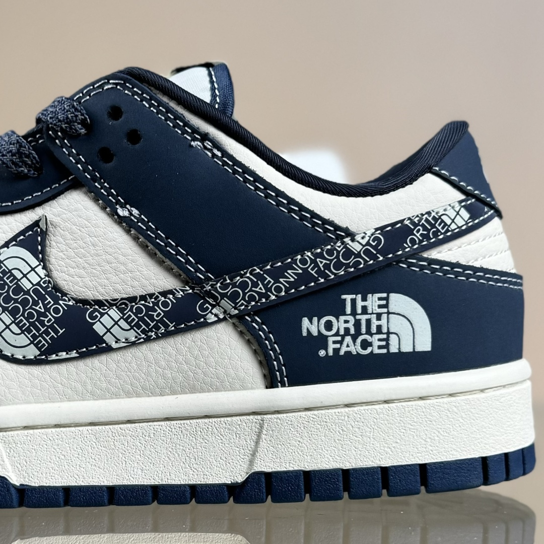 Nike SB Dunk Low x The North Face 蓝白小勾满天星 DG2025-003