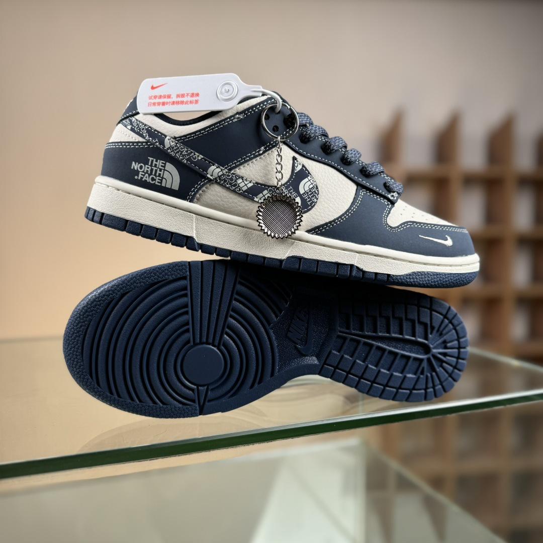 Nike SB Dunk Low x The North Face 蓝白小勾满天星 DG2025-003