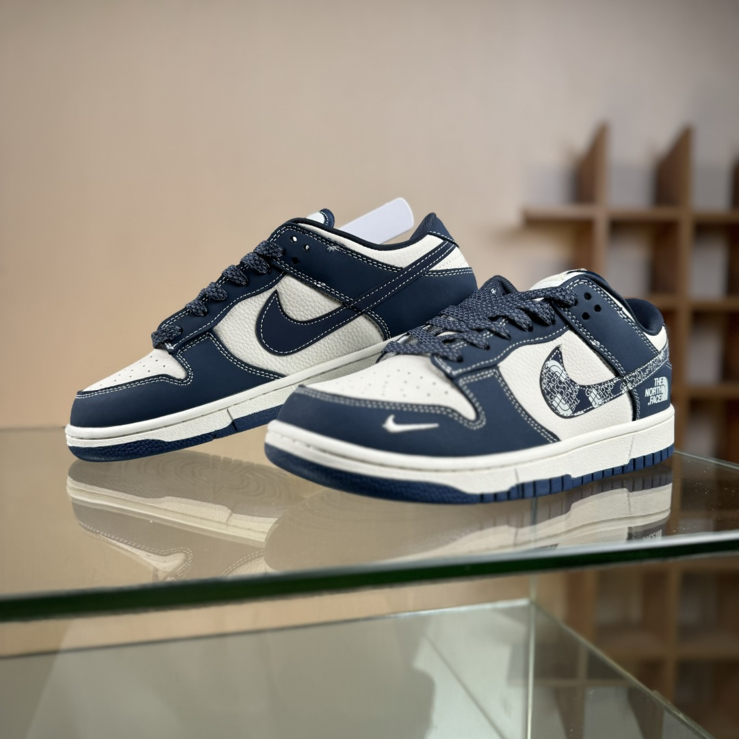 Nike SB Dunk Low x The North Face 蓝白小勾满天星 DG2025-003