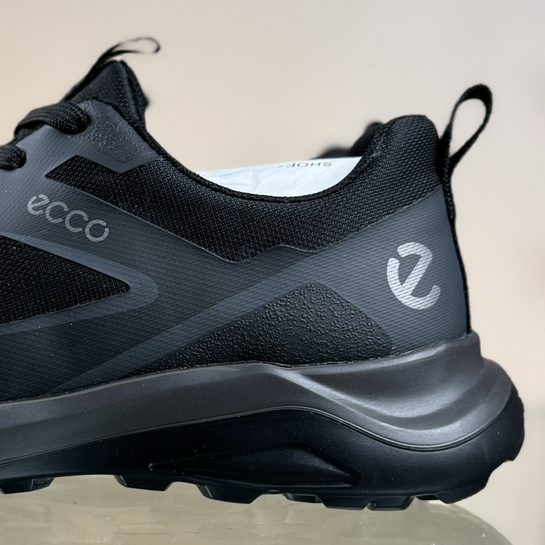 Ecco 爱步驱动系列户外防水透气防滑复古时尚拼接徒步运动鞋 8825940