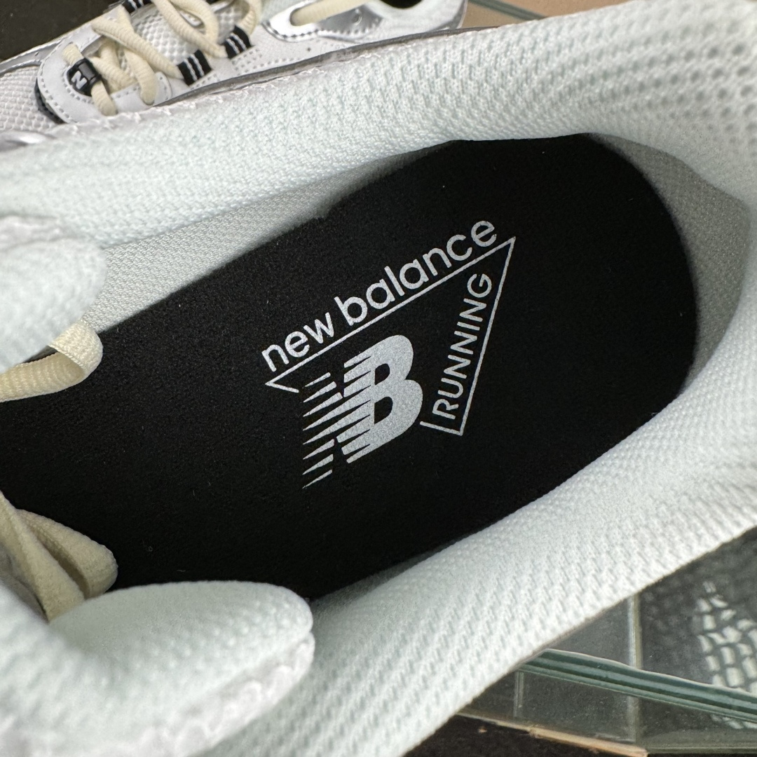 M版 New Balance 204系列复古透气休闲运动慢跑鞋 U204LSWD