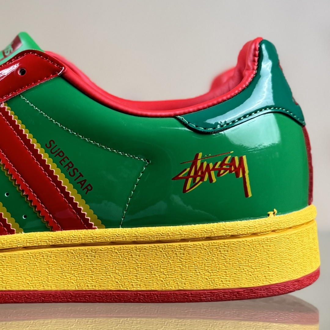 Adidas Originals Superstar 联名款 经典贝壳头 DS0027