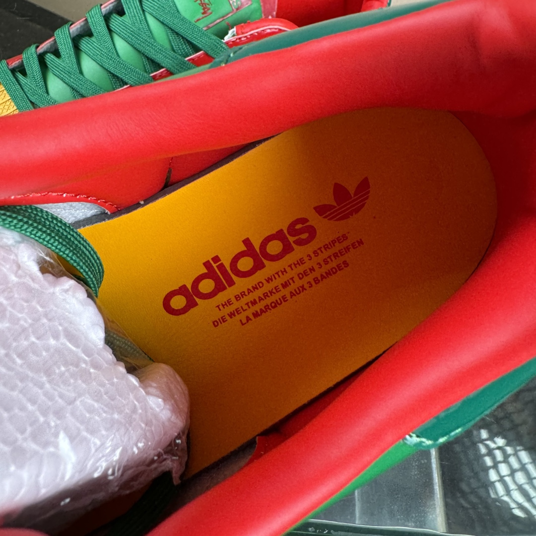 Adidas Originals Superstar 联名款 经典贝壳头 DS0027