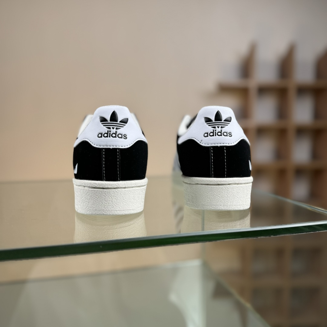 Adidas Originals Superstar 联名款 经典贝壳头 DS0026