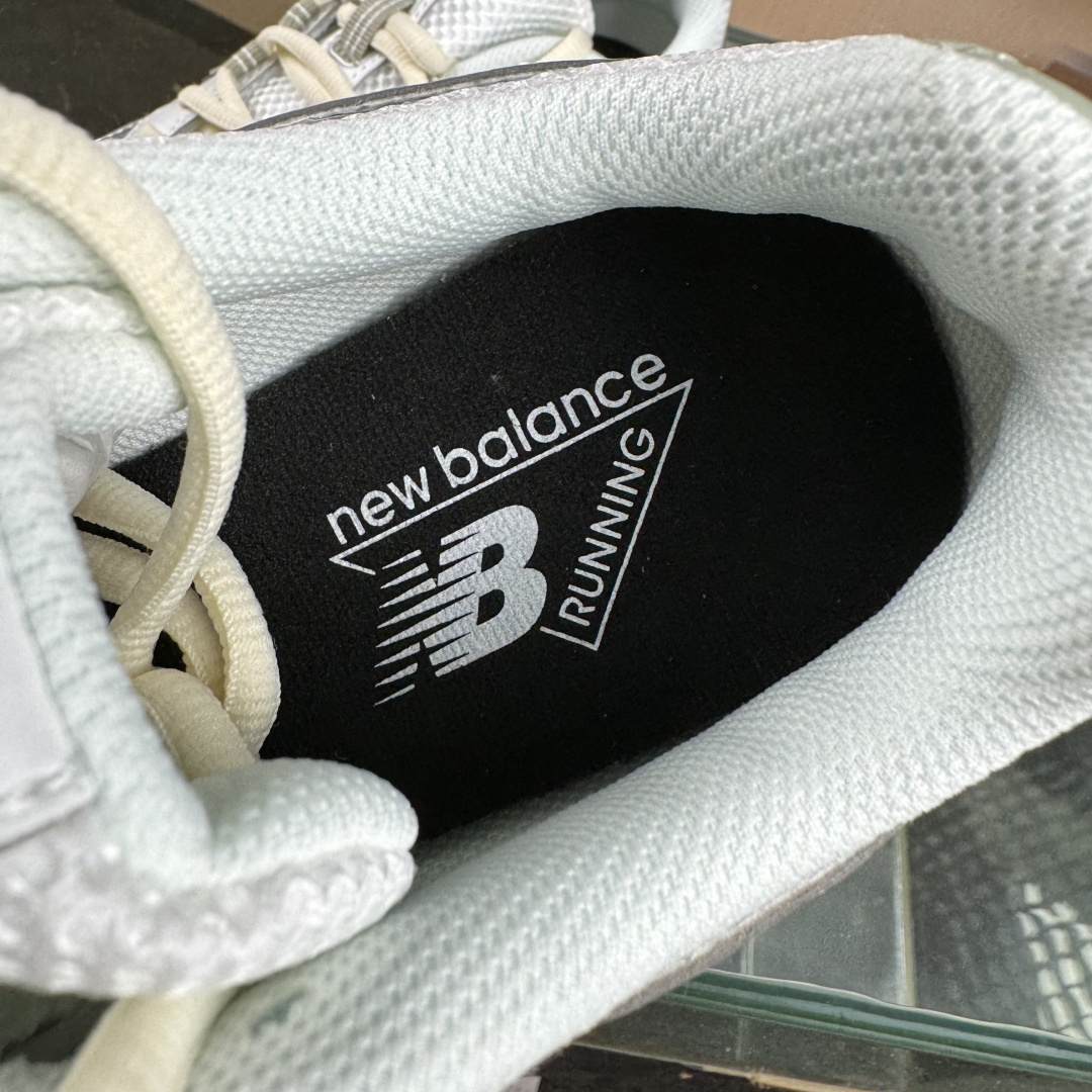 M版 New Balance 204系列复古透气休闲运动慢跑鞋 U204LSWB