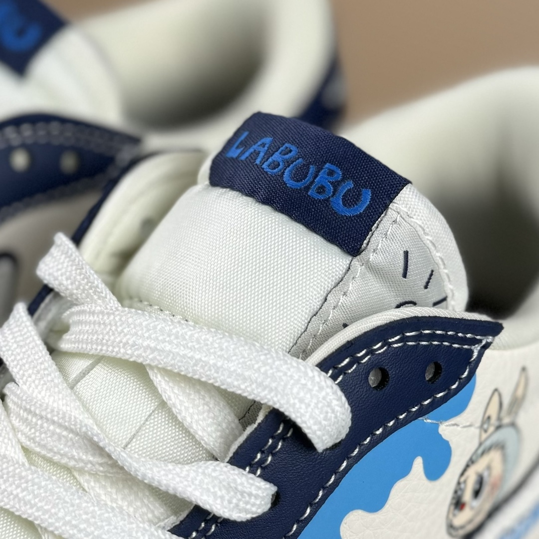 Travis Scott x Nike Air Jordan 1 Low x LABUBU Air Jordan 1 Low 反转蓝白倒钩 DZ5899-017