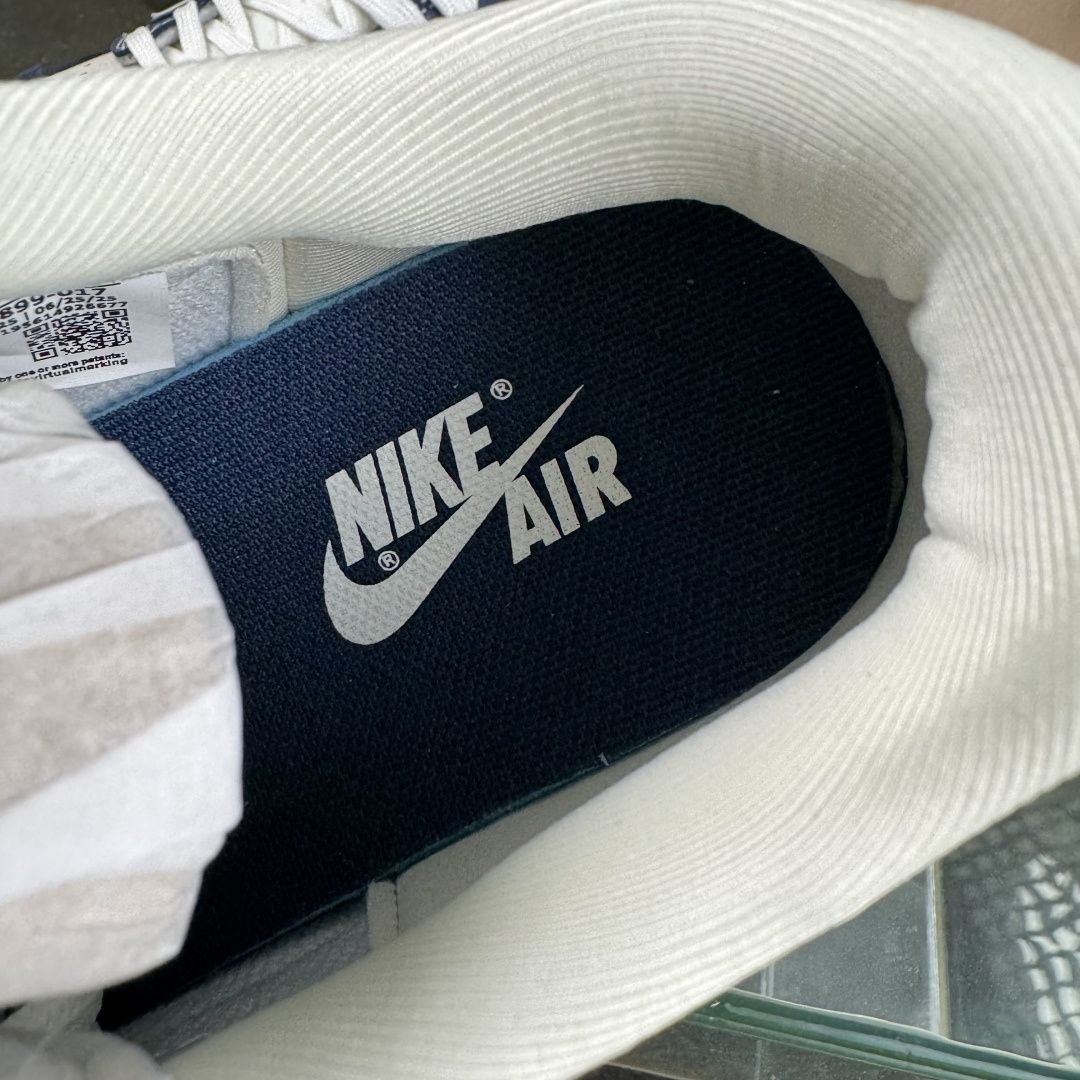 Travis Scott x Nike Air Jordan 1 Low x LABUBU Air Jordan 1 Low 反转蓝白倒钩 DZ5899-017