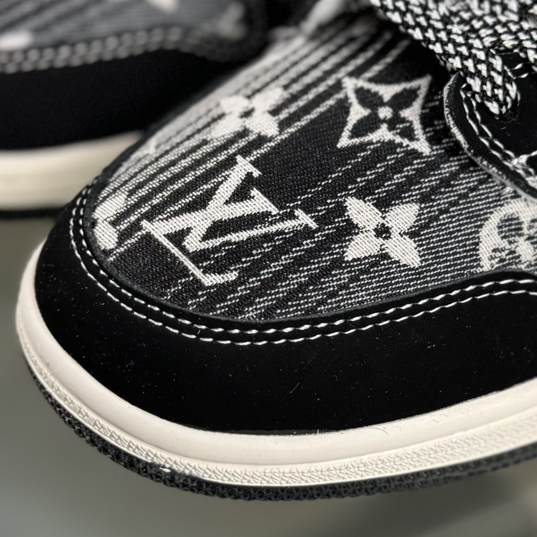 Nike Air Jordan 1 x Travis Scott AJ1倒勾 乔一倒钩 ‘DIY’定制 耐克 低帮文化篮球鞋 XS2025-063