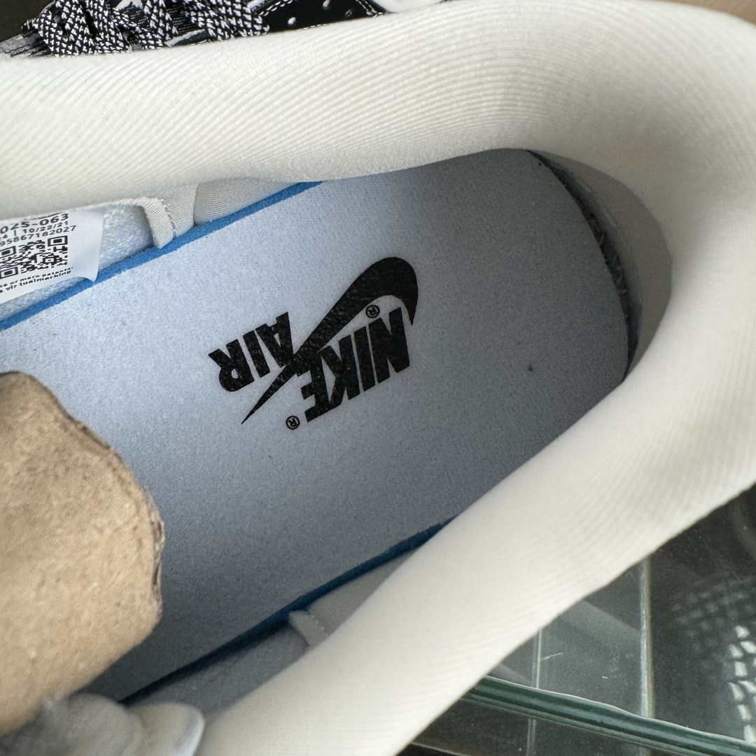 Nike Air Jordan 1 x Travis Scott AJ1倒勾 乔一倒钩 ‘DIY’定制 耐克 低帮文化篮球鞋 XS2025-063