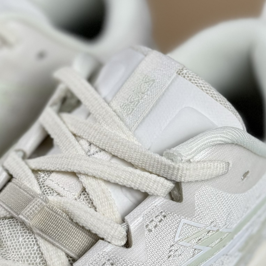 Asics Trabuco Max 4 亚瑟士运动休闲透气专业跑鞋 1011B976-100