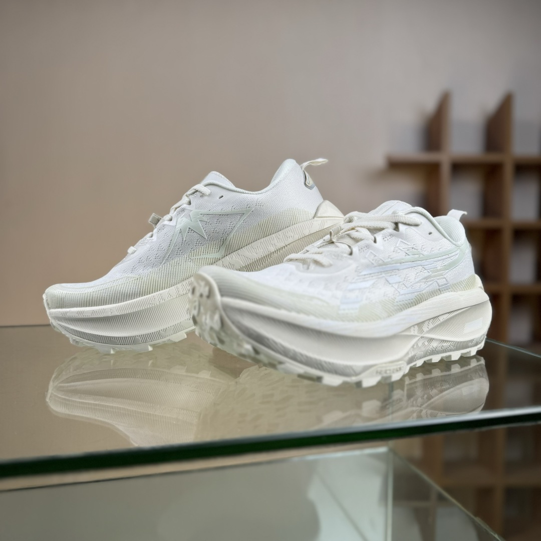 Asics Trabuco Max 4 亚瑟士运动休闲透气专业跑鞋 1011B976-100