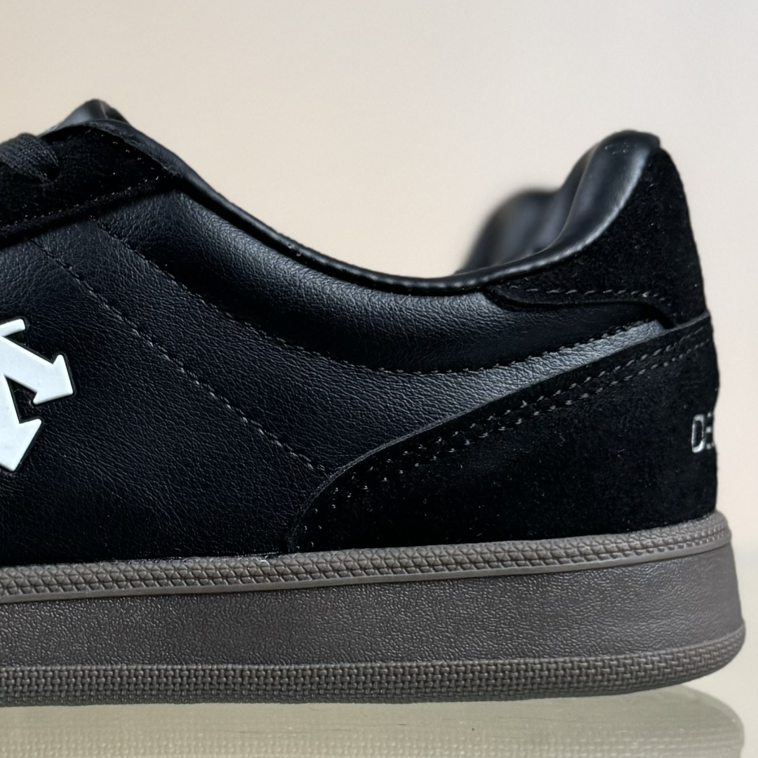 DESCENTE Chron 迪桑特复古拼接 舒适百搭 耐磨低帮生活休闲鞋