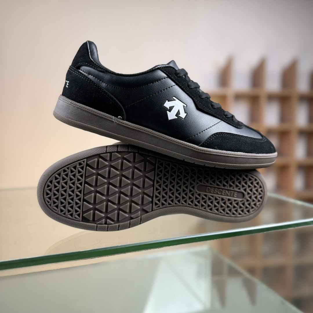 DESCENTE Chron 迪桑特复古拼接 舒适百搭 耐磨低帮生活休闲鞋