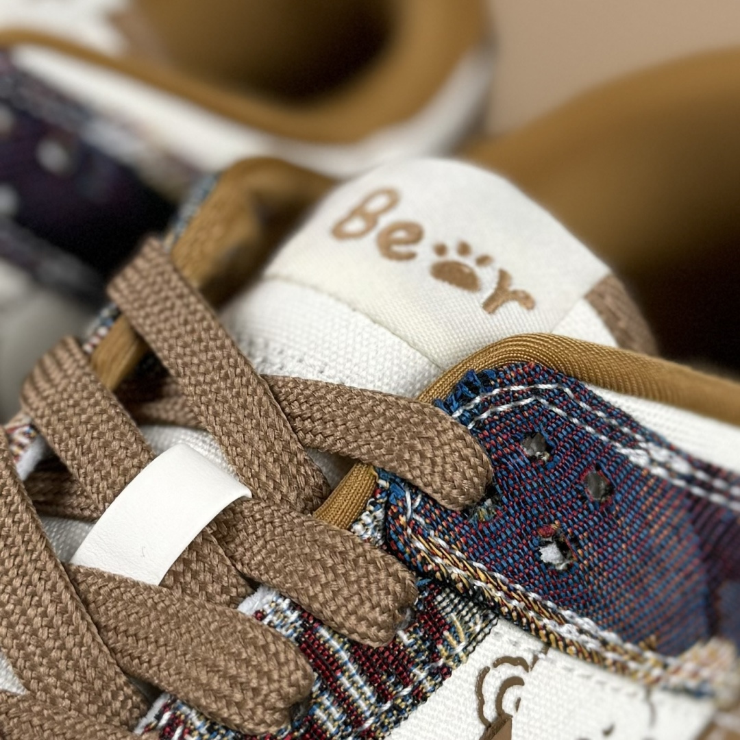 Nike SB Dunk Low 复古织布小熊 高端定制 低帮休闲板鞋 SC0601-459