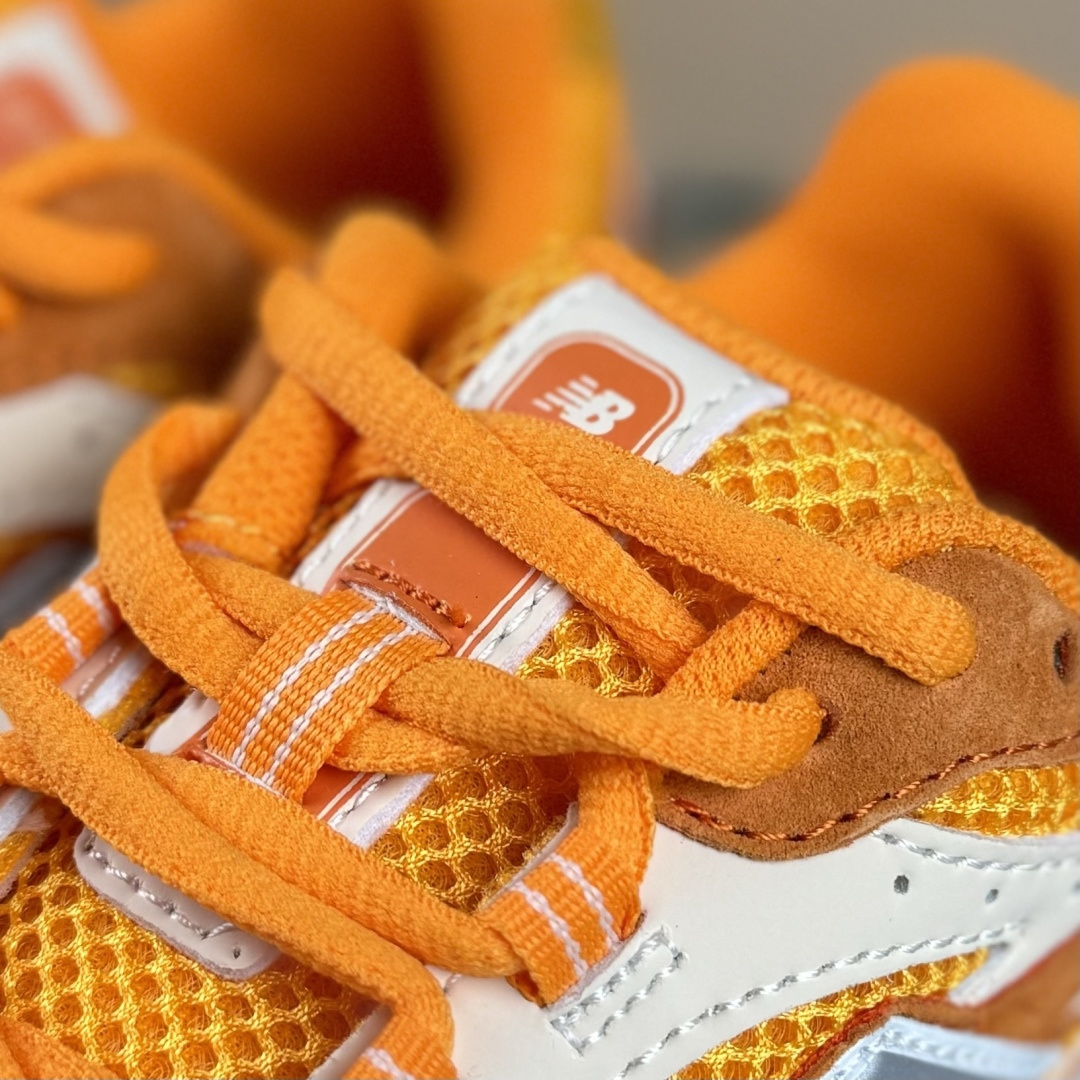 New Balance 204系列复古透气休闲运动慢跑鞋 U204LKTI