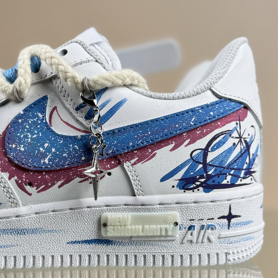 Nike Air Force 1'07 Low ”Libra” 手绘涂鸦十二星座系列 天秤座 空军一号低帮休闲板鞋