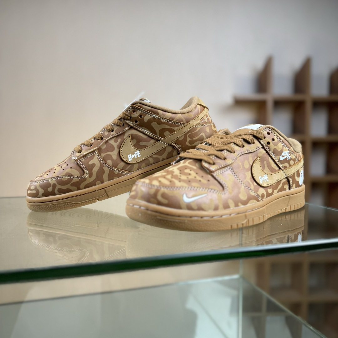 Nike SB Dunk Low x BAPE 棕白小勾 LW1818-121
