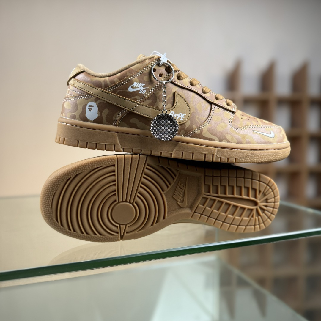 Nike SB Dunk Low x BAPE 棕白小勾 LW1818-121