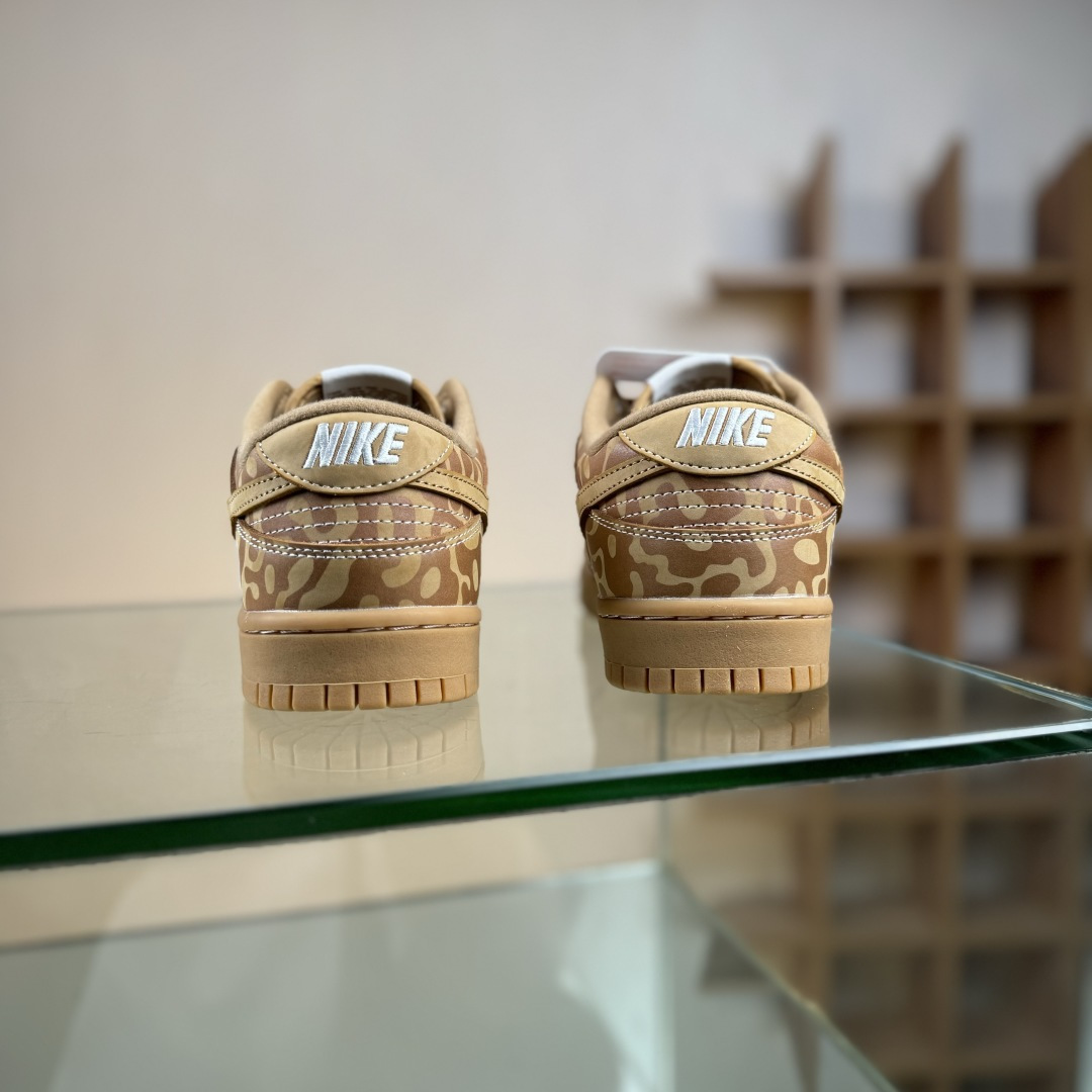 Nike SB Dunk Low x BAPE 棕白小勾 LW1818-121