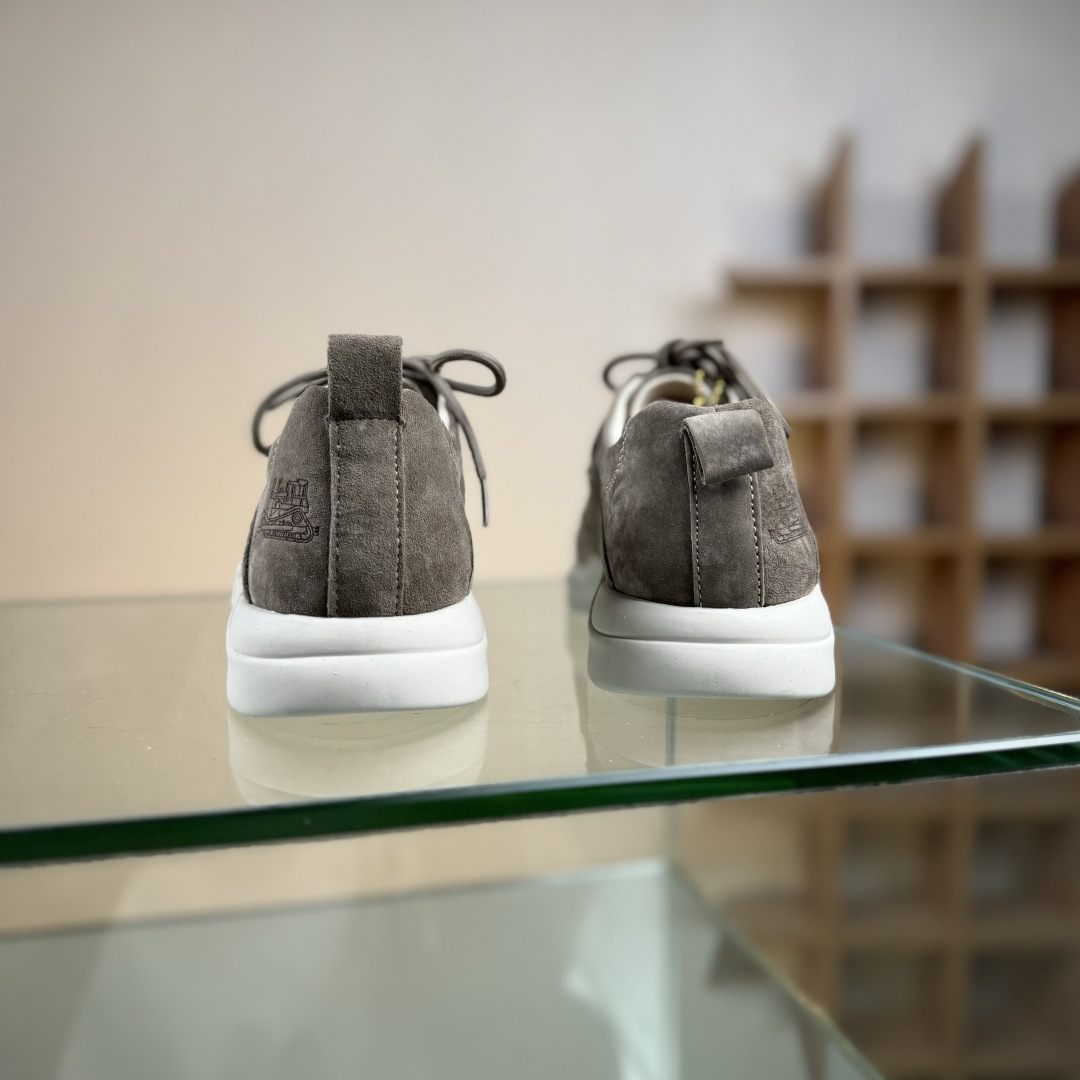 CAT/卡特 硬汉推土机品牌 徒步旅行者百搭休闲旅游休闲鞋