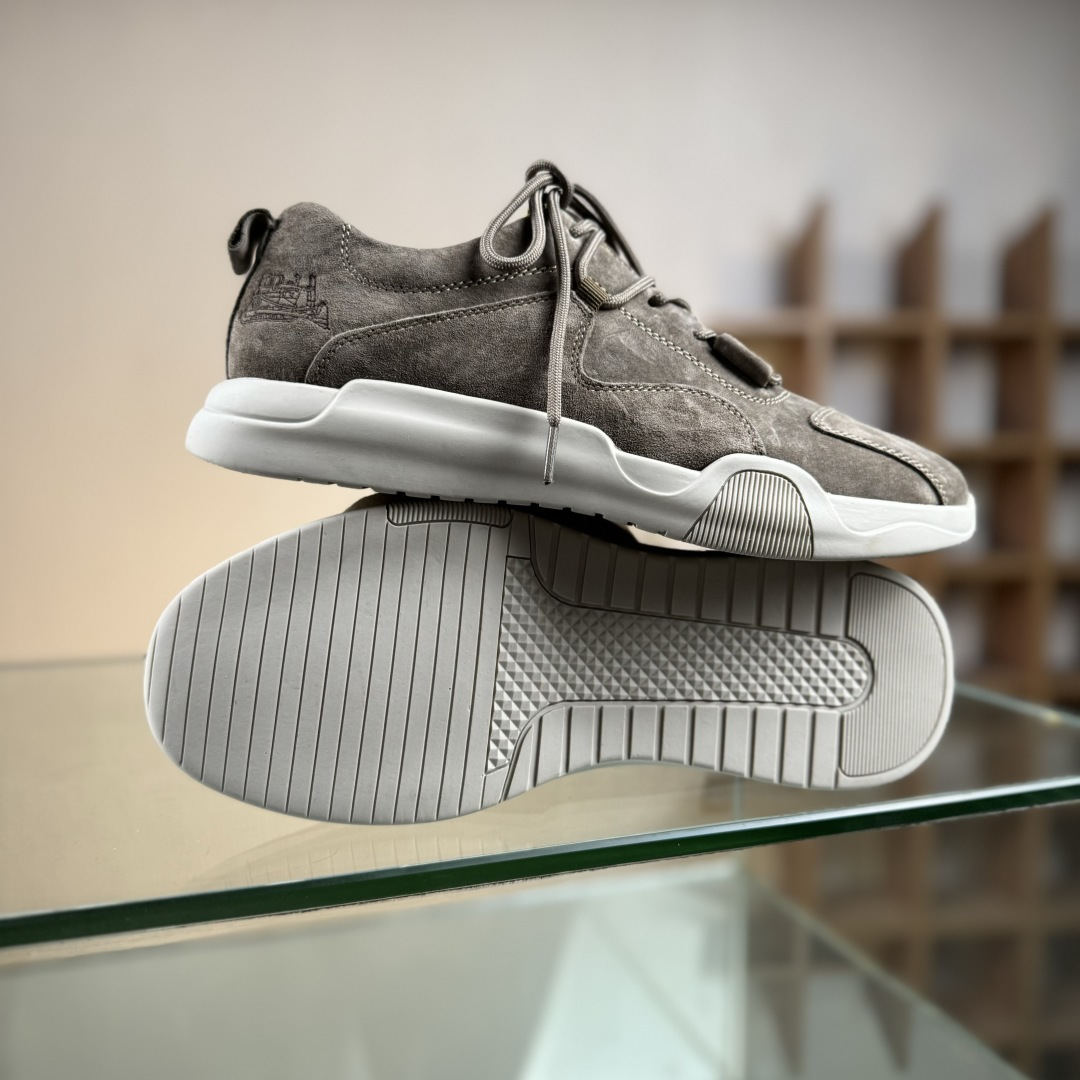 CAT/卡特 硬汉推土机品牌 徒步旅行者百搭休闲旅游休闲鞋