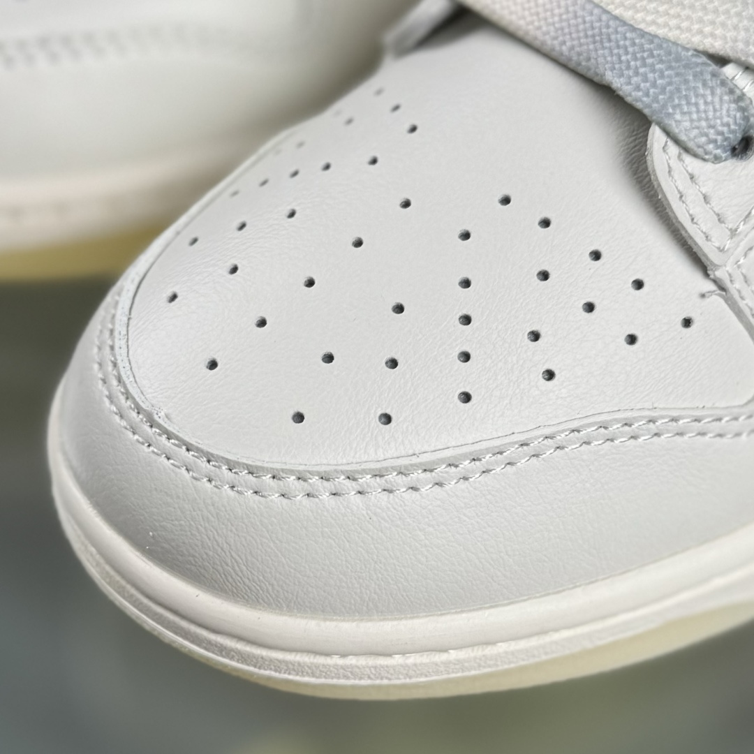 Nike SB Dunk Low LV联名 米灰双勾水晶底 周年高端定制 低帮休闲板鞋 XX3168-190