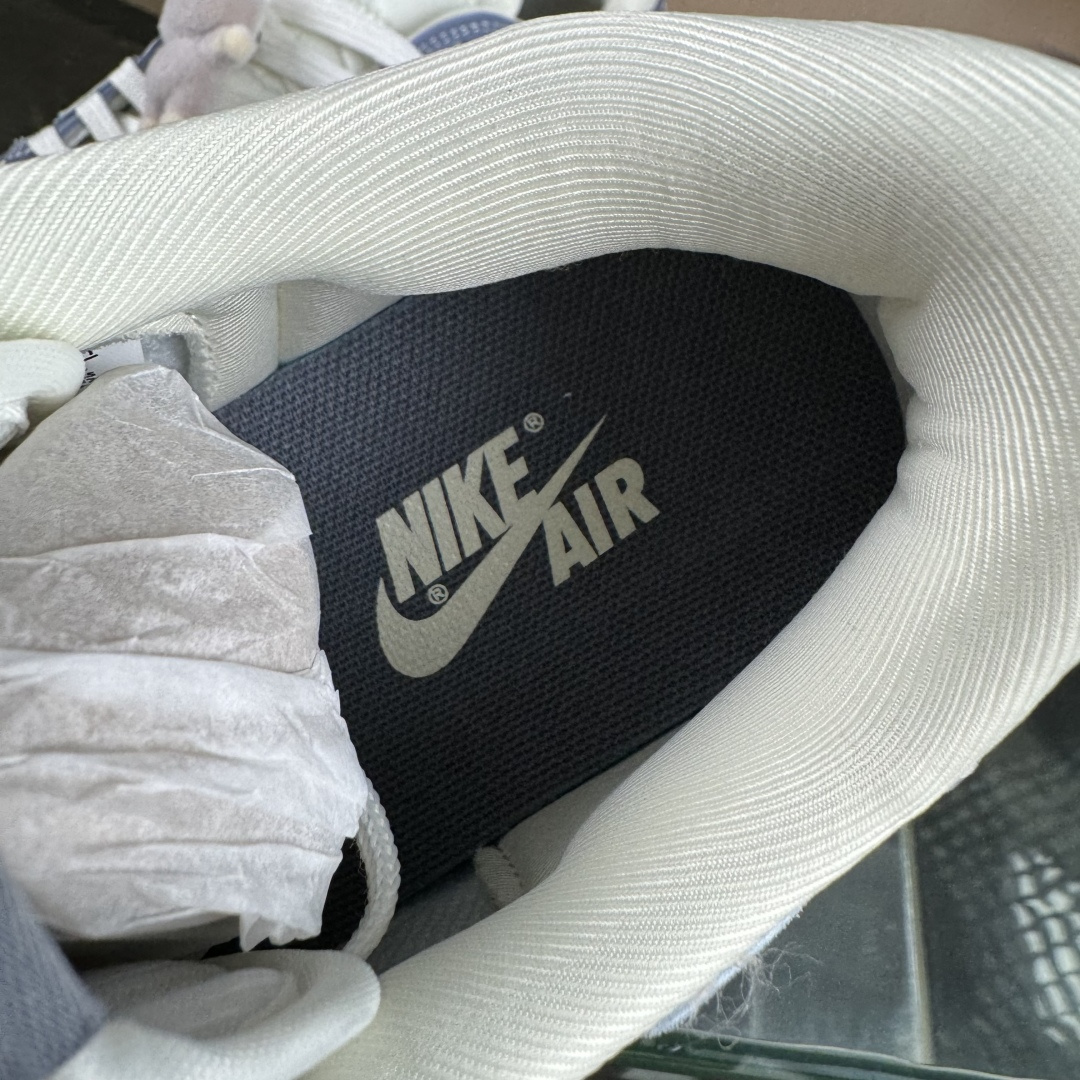 Nike Air Jordan 1 x Travis Scott AJ1倒勾 乔一倒钩 ‘DIY’定制 耐克 低帮文化篮球鞋 DZ5899-018