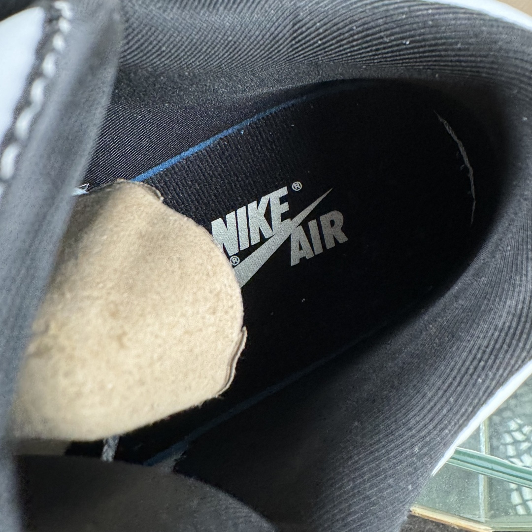 Nike Air Jordan 1 Low AJ1乔1低帮休闲板鞋 QG1988-011