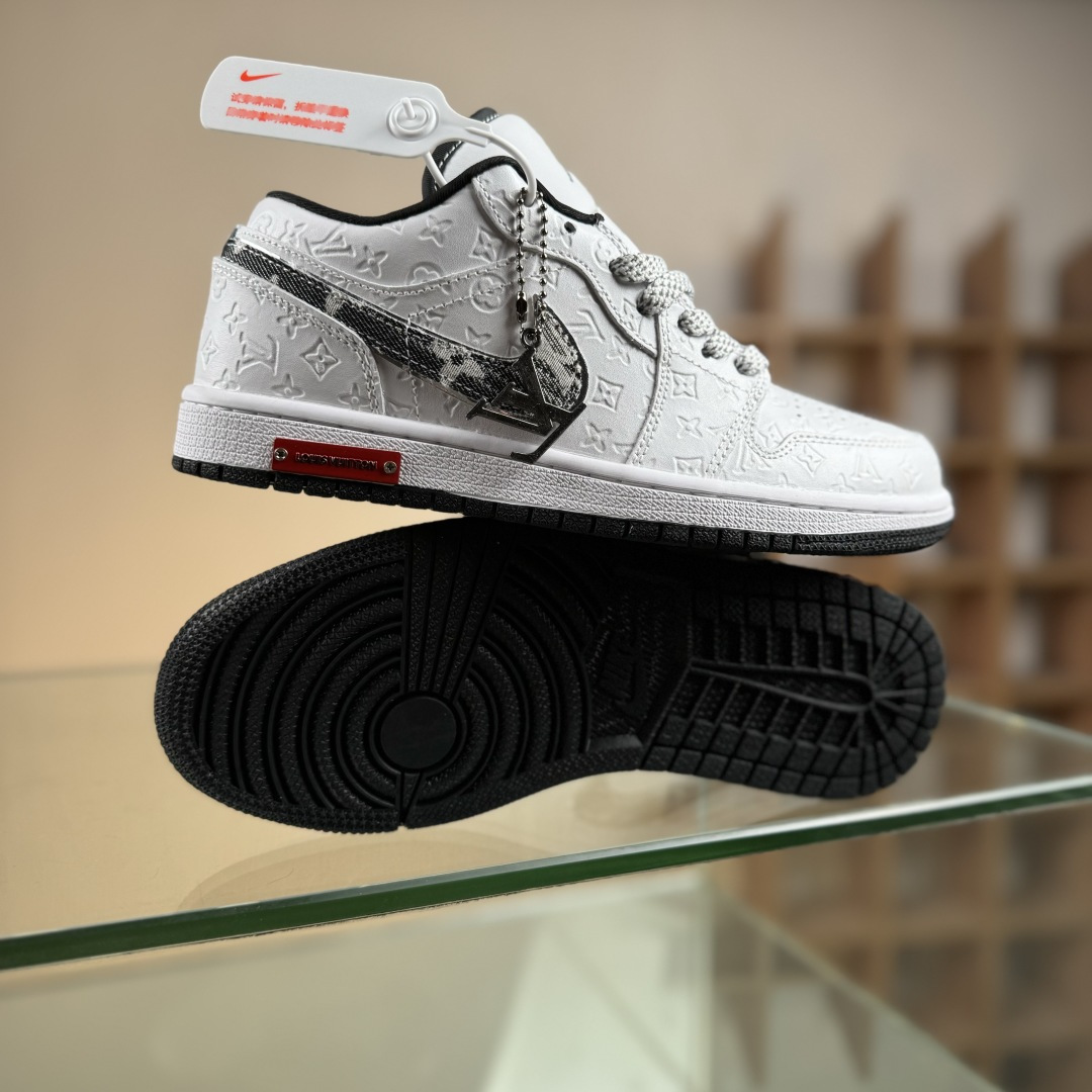 Nike Air Jordan 1 Low AJ1乔1低帮休闲板鞋 QG1988-011