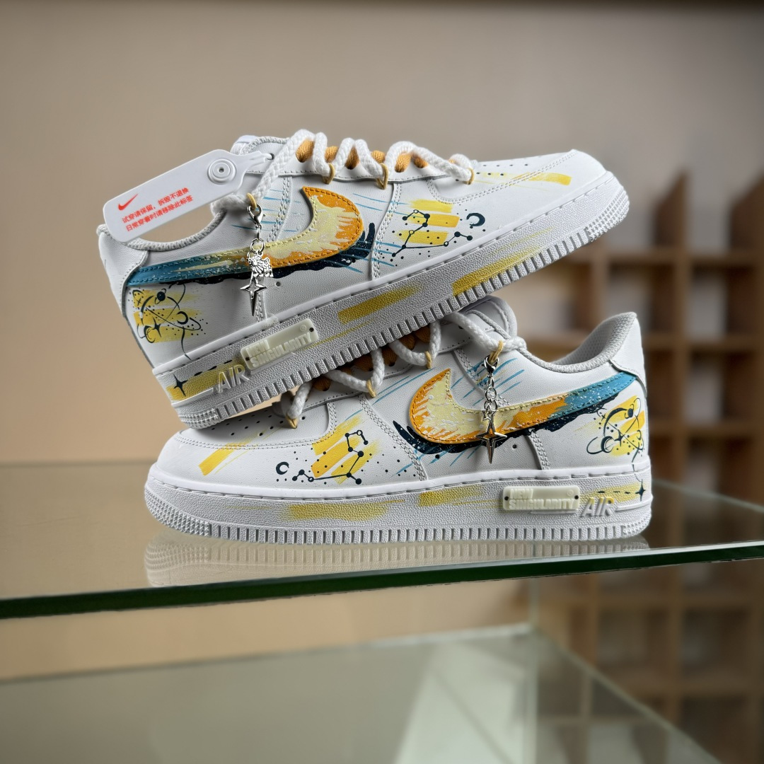 Nike Air Force 1'07 Low ”Leo” 手绘涂鸦十二星座系列 狮子座 空军一号低帮休闲板鞋 星座723-822
