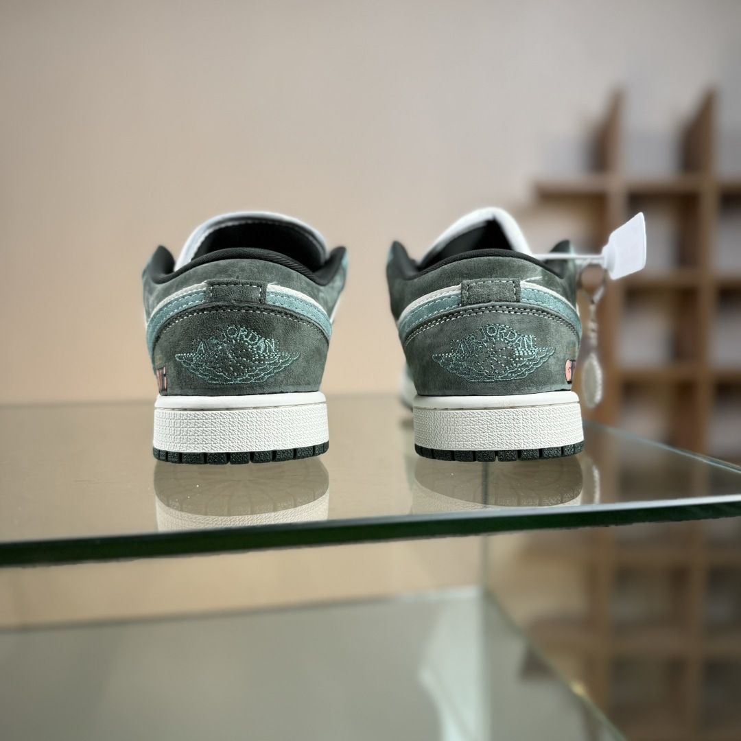Nike Air Jordan 1 Low AJ1乔1低帮休闲板鞋 QG2025-001