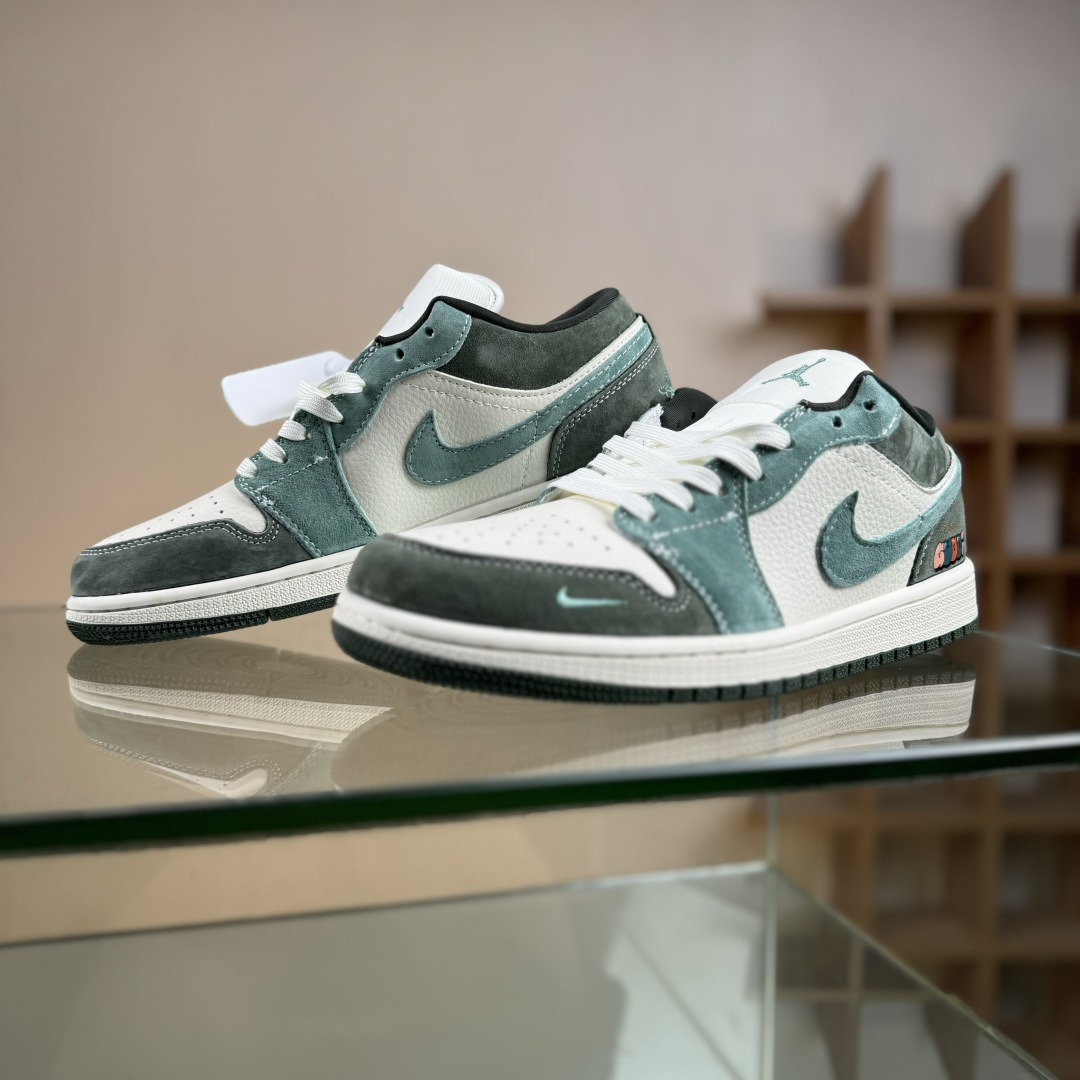 Nike Air Jordan 1 Low AJ1乔1低帮休闲板鞋 QG2025-001