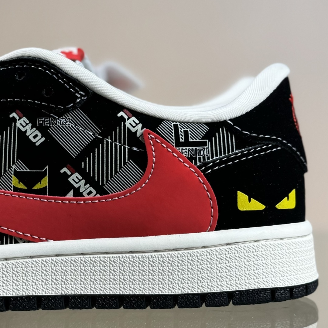 Travis Scott x Fragment Design x Air Jordan 1 Low SP AJ1 乔1 芬迪联名 猫眼红勾 低帮文化休闲板鞋 XS2025-078