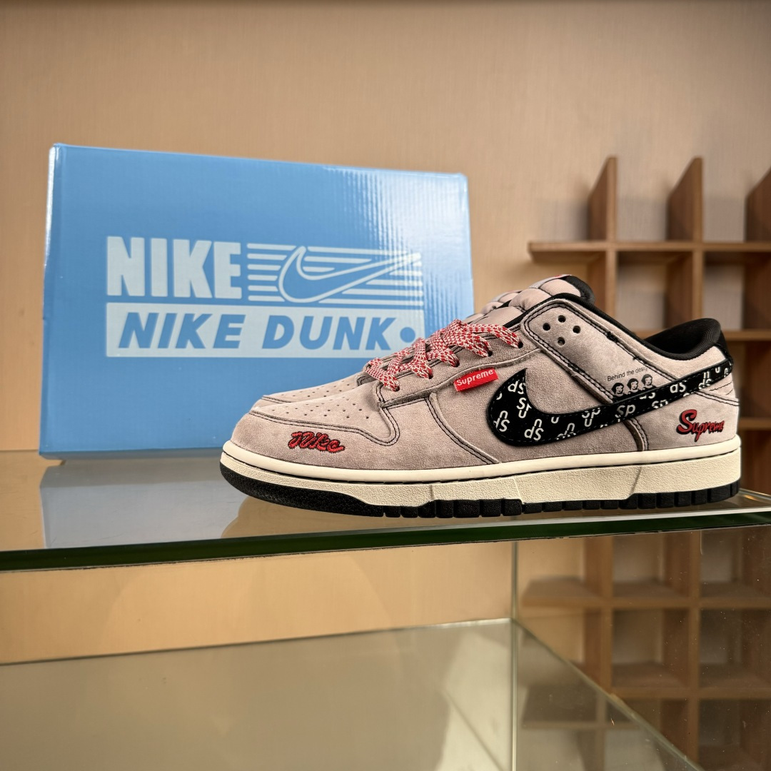 Nike SB Dunk Low x Supreme 猪八灰红满天星 SD2025-001