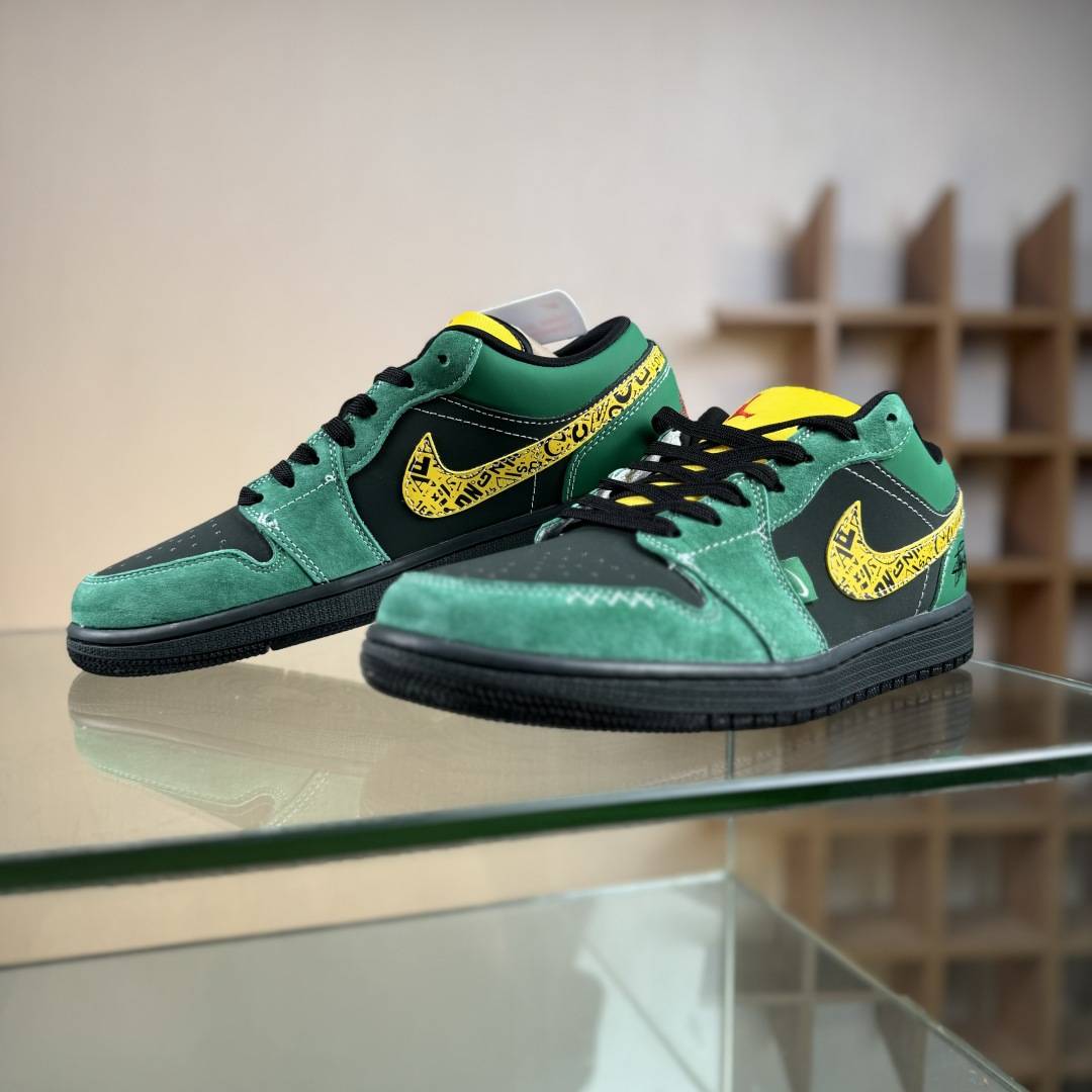 Nike Air Jordan 1 Low AJ1乔1低帮休闲板鞋 LR8888-011