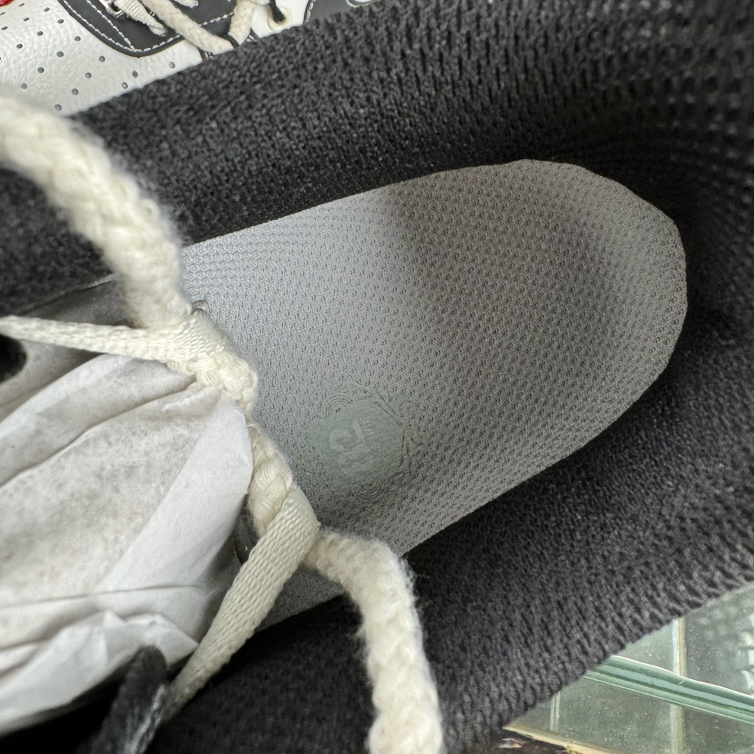 Nike Air Force 1 Low 07 x The North Face 黑白绑带 AM1588-017