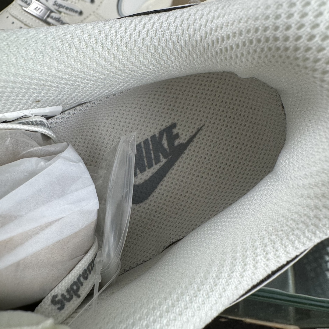 Nike Air Force 1'07 Low Supreme联名 米灰水晶底 空军一号低帮休闲板鞋 XX3168-193