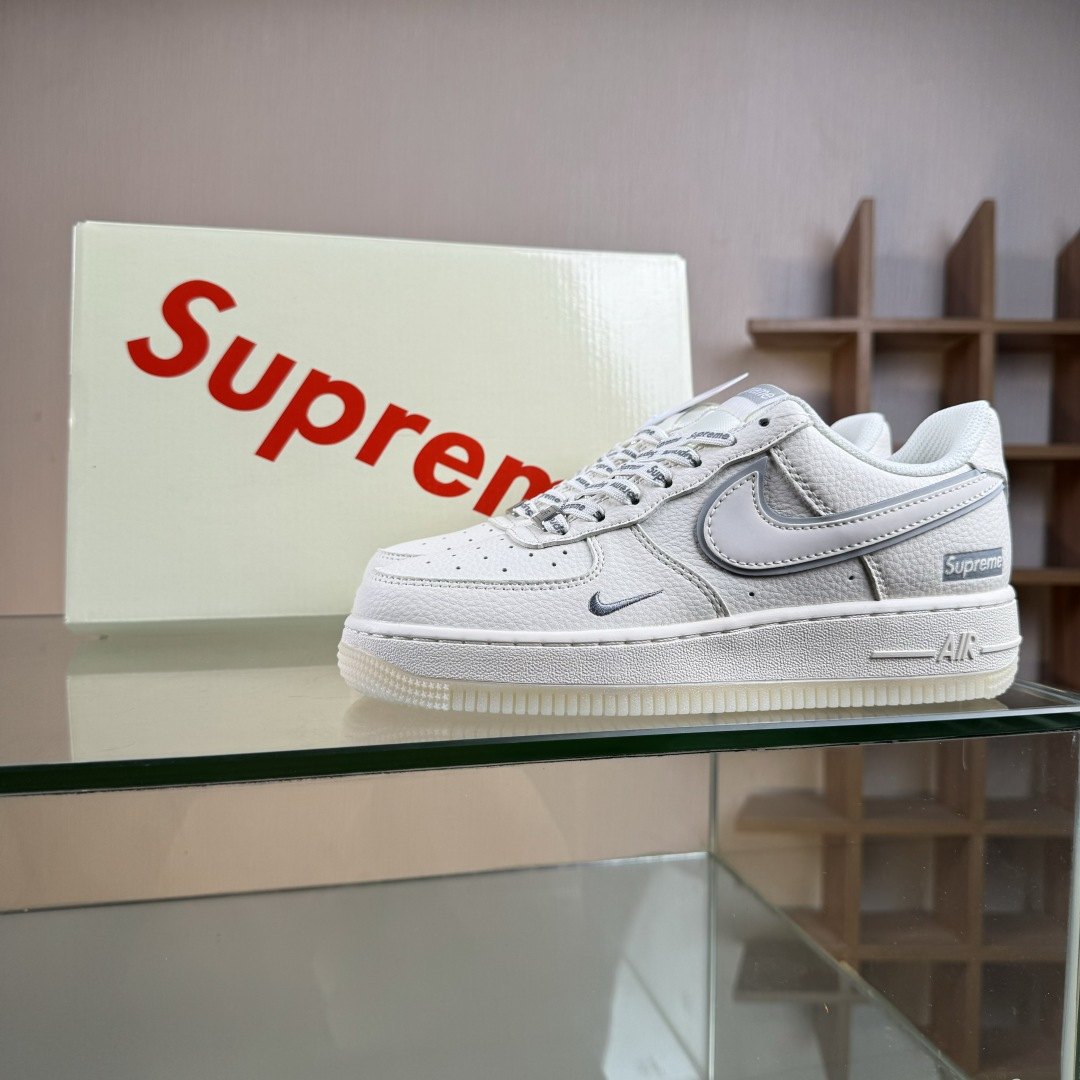 Nike Air Force 1'07 Low Supreme联名 米灰水晶底 空军一号低帮休闲板鞋 XX3168-193