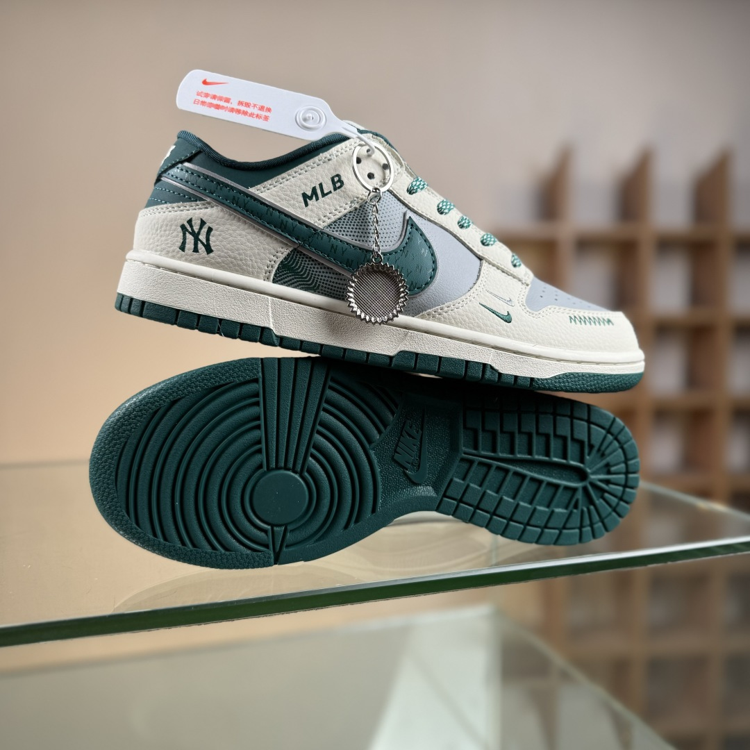 Nike SB Dunk Low x MLB 米灰绿双小勾满天星 SJ2025-001