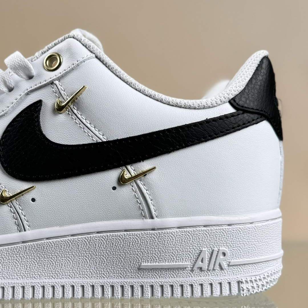 Nike Air Force 1'07 Low 四勾黑白 空军一号低帮休闲板鞋 ZH0316-113