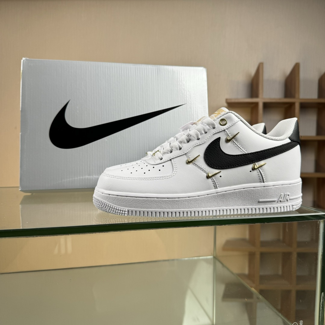 Nike Air Force 1'07 Low 四勾黑白 空军一号低帮休闲板鞋 ZH0316-113