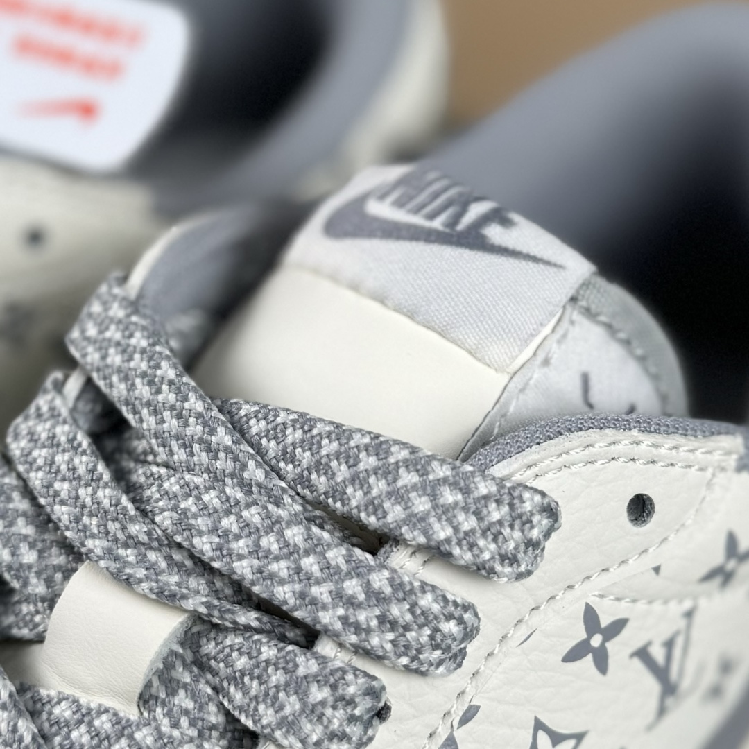 Travis Scott x Nike Air Jordan 1 Low x Louis Vuitton Air Jordan 1 Low 反转白灰小勾满天星倒钩 CS5288-502