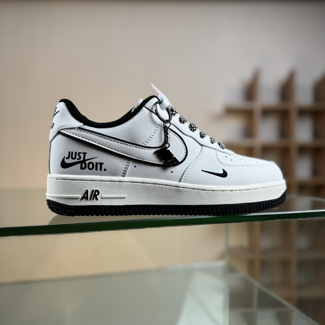 Nike Air Force 1’07 Low ”Justdoit” 空军一号低帮休闲板鞋 CS5288-038 Nike Air Force 1’07 Low ”Justdoit” 空军一号低帮休闲板鞋 CS5288-038
