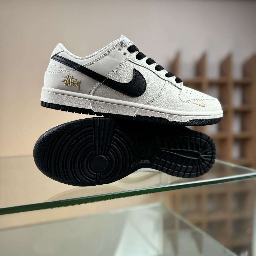 Nike SB Dunk Low x Stussy 白黑小勾 JP1628-039 Nike SB Dunk Low x Stussy 白黑小勾 JP1628-039
