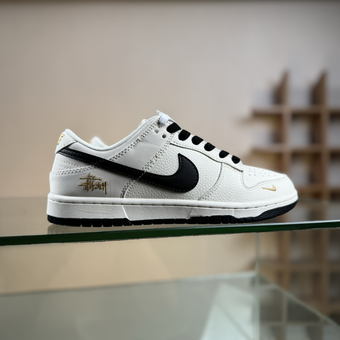 Nike SB Dunk Low x Stussy 白黑小勾 JP1628-039 Nike SB Dunk Low x Stussy 白黑小勾 JP1628-039