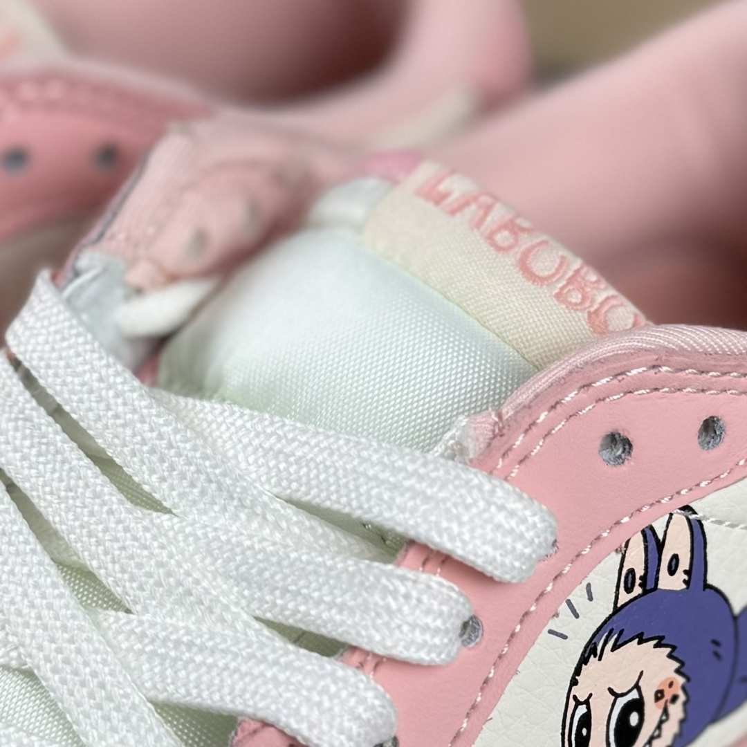 Travis Scott x Jordan 1 Low “Labubu拉布布联名” 高端定制 乔丹倒勾低帮休闲板鞋 DD7866-114