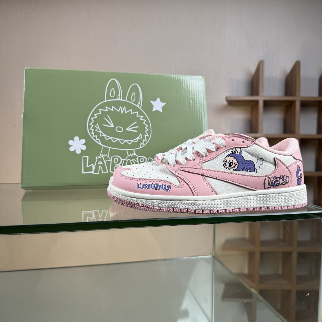 Travis Scott x Jordan 1 Low “Labubu拉布布联名” 高端定制 乔丹倒勾低帮休闲板鞋 DD7866-114