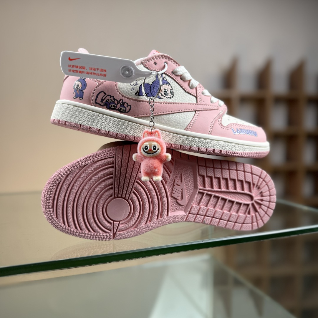 Travis Scott x Jordan 1 Low “Labubu拉布布联名” 高端定制 乔丹倒勾低帮休闲板鞋 DD7866-114