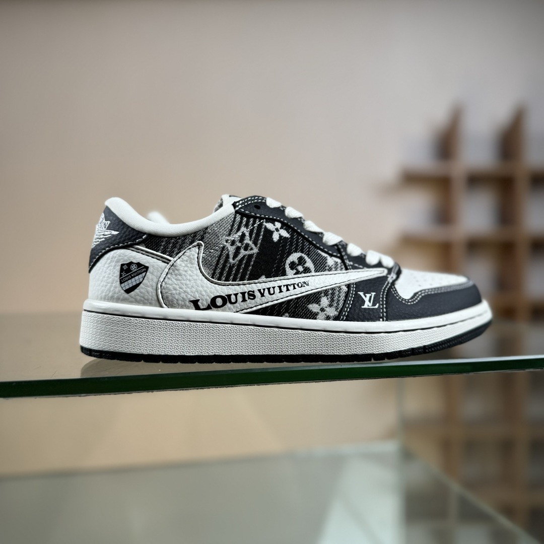Travis Scott x Fragment Design x Air Jordan 1 Low SP AJ1 乔1 LV联名 黑白牛仔 低帮文化休闲板鞋 SC0601-052 Travis Scott x Fragment Design x Air Jordan 1 Low SP AJ1 乔1 LV联名 黑白牛仔 低帮文化休闲板鞋 SC0601-052